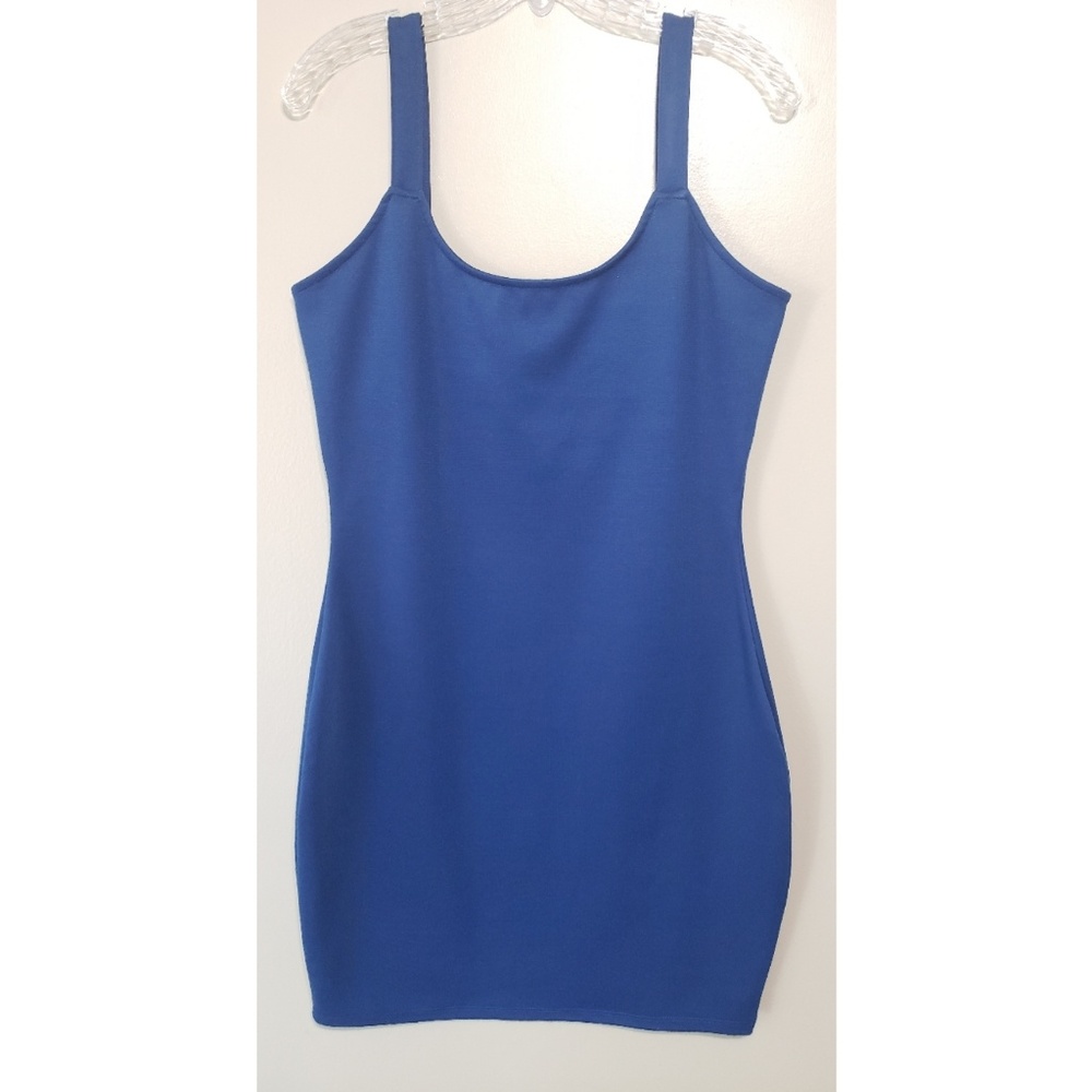 Nicki Minaj Dark Blue Dress